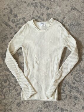 Double zero ribbed long-sleeve sweater. Small.